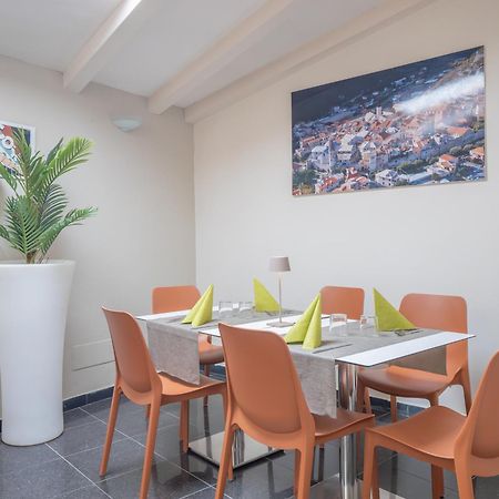 פינאלה ליגורה Hotel La Bussola מראה חיצוני תמונה