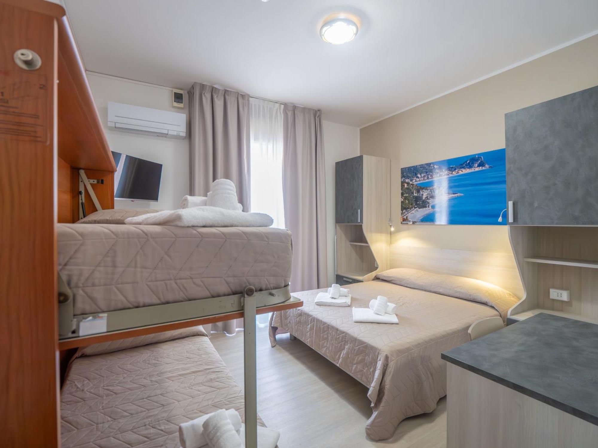 פינאלה ליגורה Hotel La Bussola מראה חיצוני תמונה